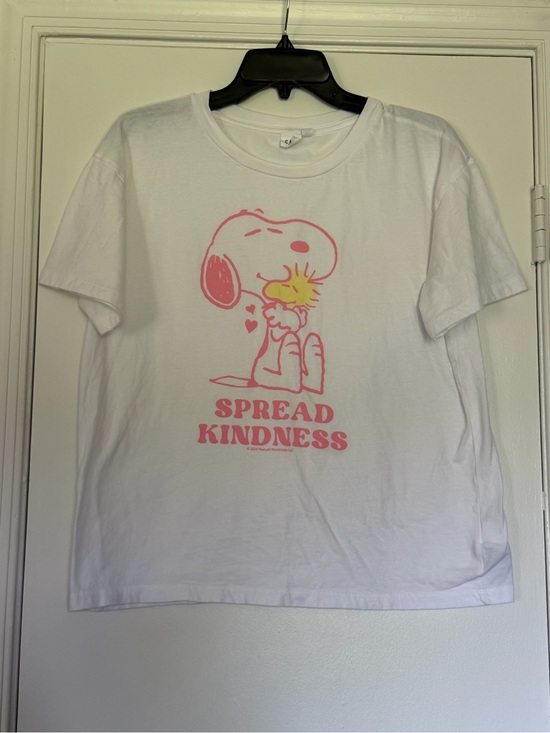 GAP Tops - GAP White Tee with Pink Snoopy & Yellow Woodstock - Spread Kindness